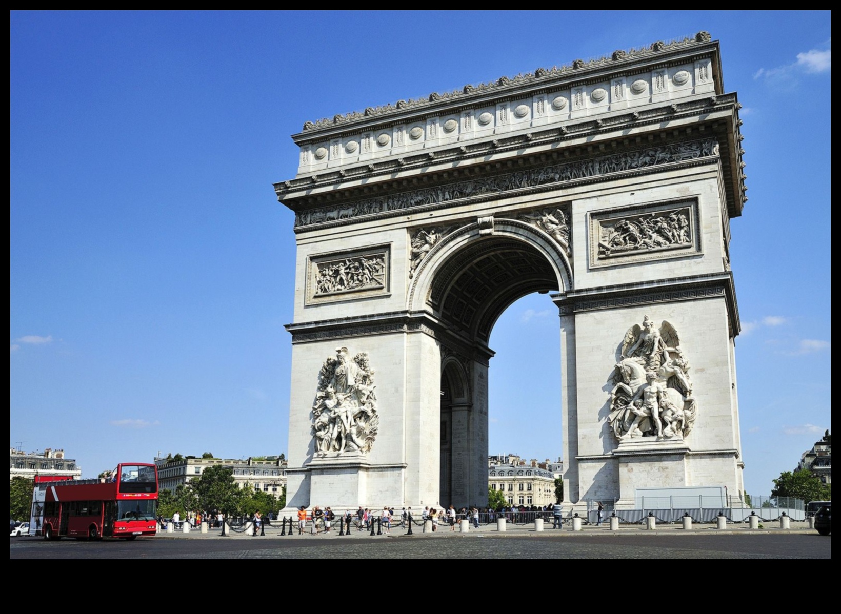 Arcurile de triumf: structuri monumentale în arta romană