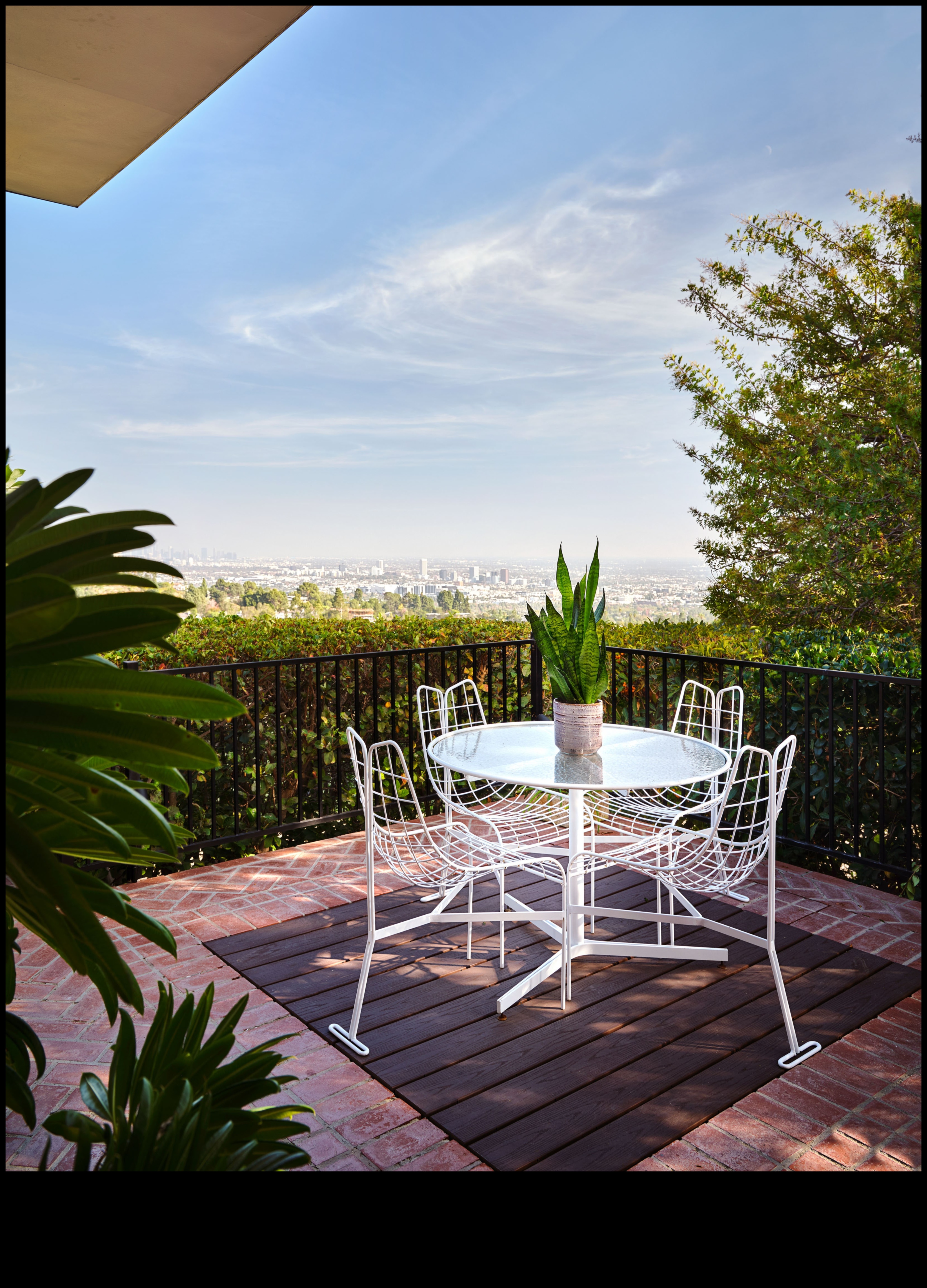 Confort sculptat: Dezvăluind alura de scaune în aer liber