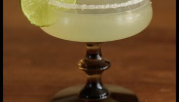 Mix de Margarita: Stirring Up Mexican Cocktail Classics