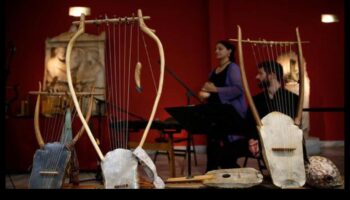 Imnuri elene: instrumente muzicale în Grecia antică